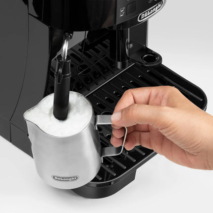 DELONGHI MAGNIFICA S BEAN TO CUP COFFEE MACHINE - ECAM12.121.B