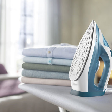 PHILIPS 3000 SERIES SERIES STEAMBOOST STEAM IRON - DST3011/20