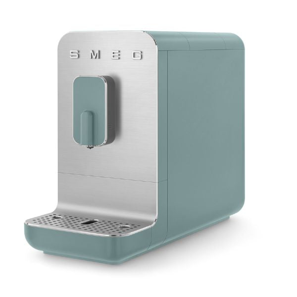 SMEG BEAN TO CUP ESPRESSO MACHING - BCC01EGMEU