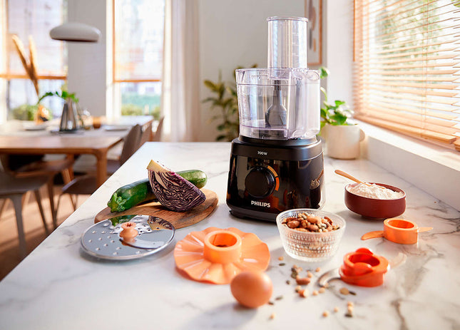 PHILIPS DAILY COLLECTION COMPACT FOOD PROCESSOR BLACK 700W - HR7320/00