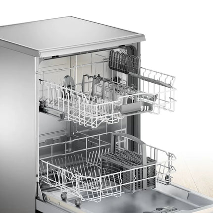 BOSCH SERIES 2 12 PLACE STAINLESS STEEL DISHWASHER -  SMS24AI01Z